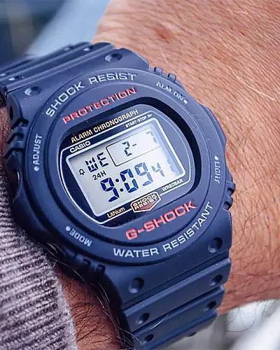 Casio G-Shock DW-5750UE-1